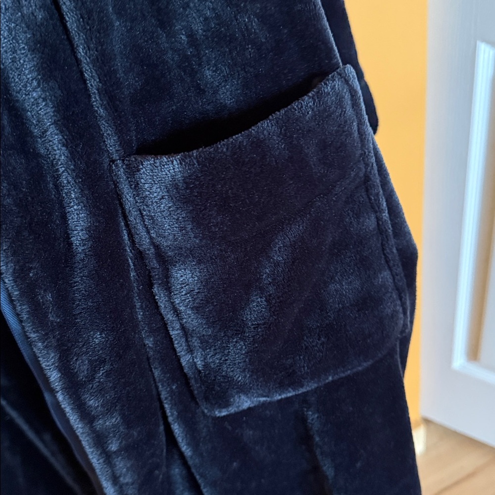 Nordstrom Plush Robe, Size large - Picture 4 of 8